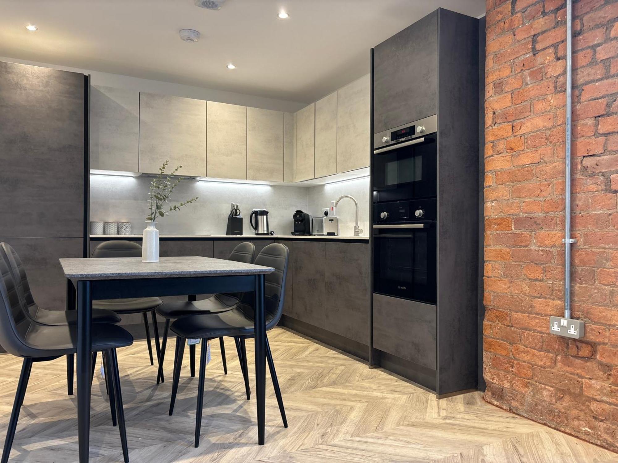 Manchester Apt, Free Parking, Business, Couples & Families Exteriér fotografie