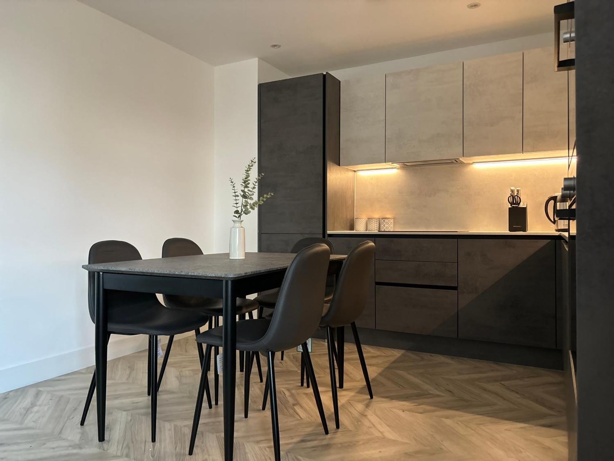 Manchester Apt, Free Parking, Business, Couples & Families Exteriér fotografie